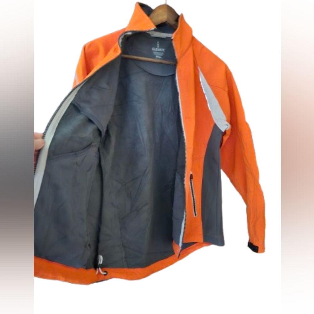 NWOT Elevate Colorblock Soft Shell Jacket - Picture 4 of 5